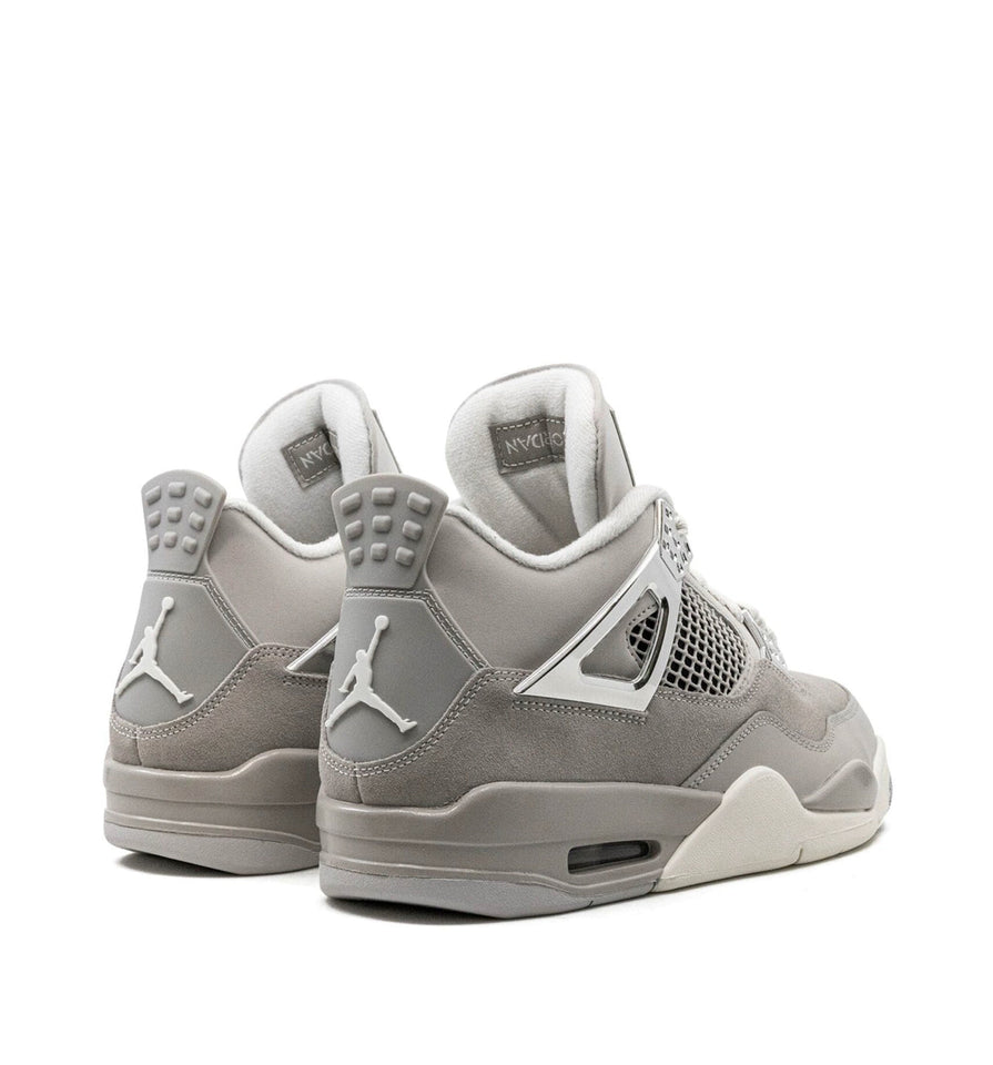 AIR JORDAN 4 RETRO FROZEN MOMENTS